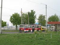 ЮМЗ-Т2 N279 маршруту N17 біля автовокзалу. 5 травня 2007р.